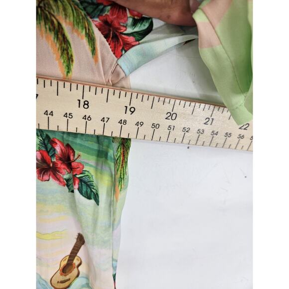Rachel Zoe Women XS Tropical Beach Satin Feel Button Short Sleeve Shirt Vacation - Picture 4 of 6